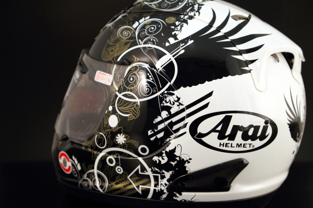 Arai_CorV_FictionBlack_Web_37.jpg