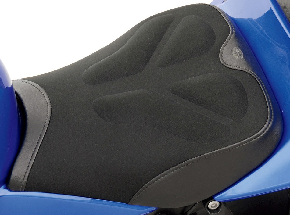 R6 Seat